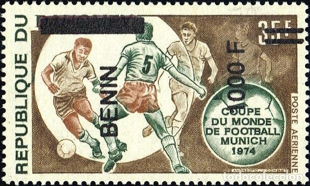 Sellos: Ben&iacute;n 2009 Mi. 1623 sobrecargado Copa Mundial f&uacute;tbol Munich 1974 a&eacute;reo