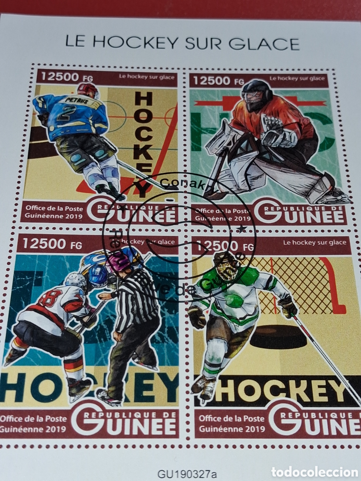 Sellos: HB R. Guinea mtdo 2019. Hockey sobre hielo. Deporte. Competici&oacute;n. Atletas. Juego.