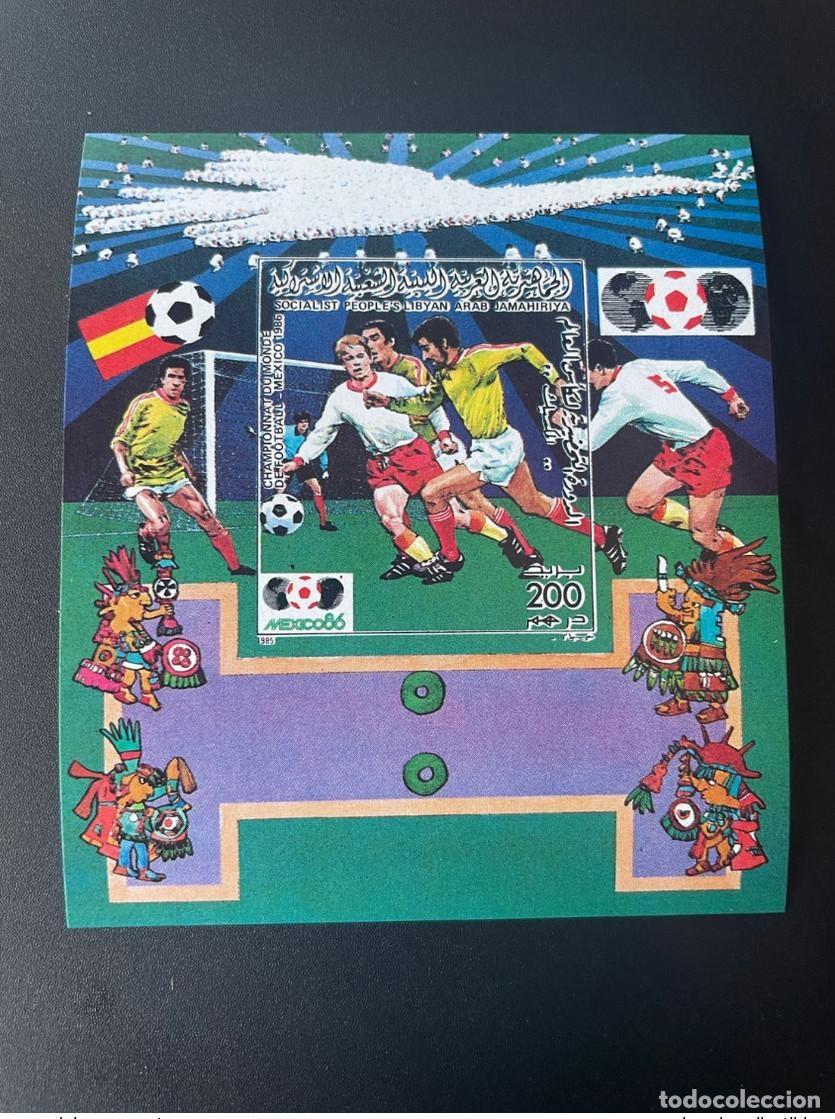 Sellos: Libia 1985 Mi. N&ordm; 98 B ND F&uacute;tbol Copa Mundial de la FIFA 1986 M&eacute;xico