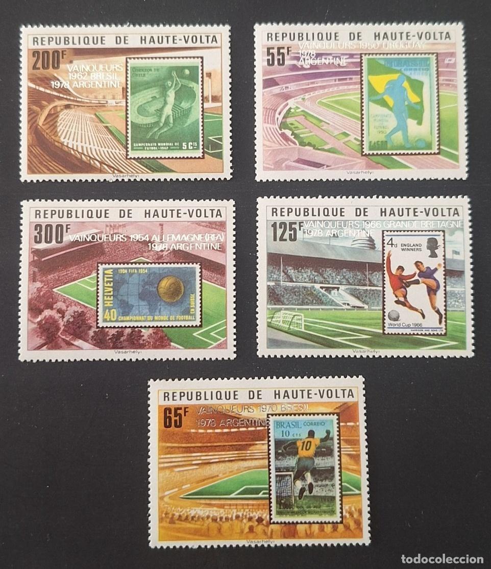 Timbres: Alto Volta 1978 Mi. 740-744 F&uacute;tbol Copa del Mundo Argentina estadios