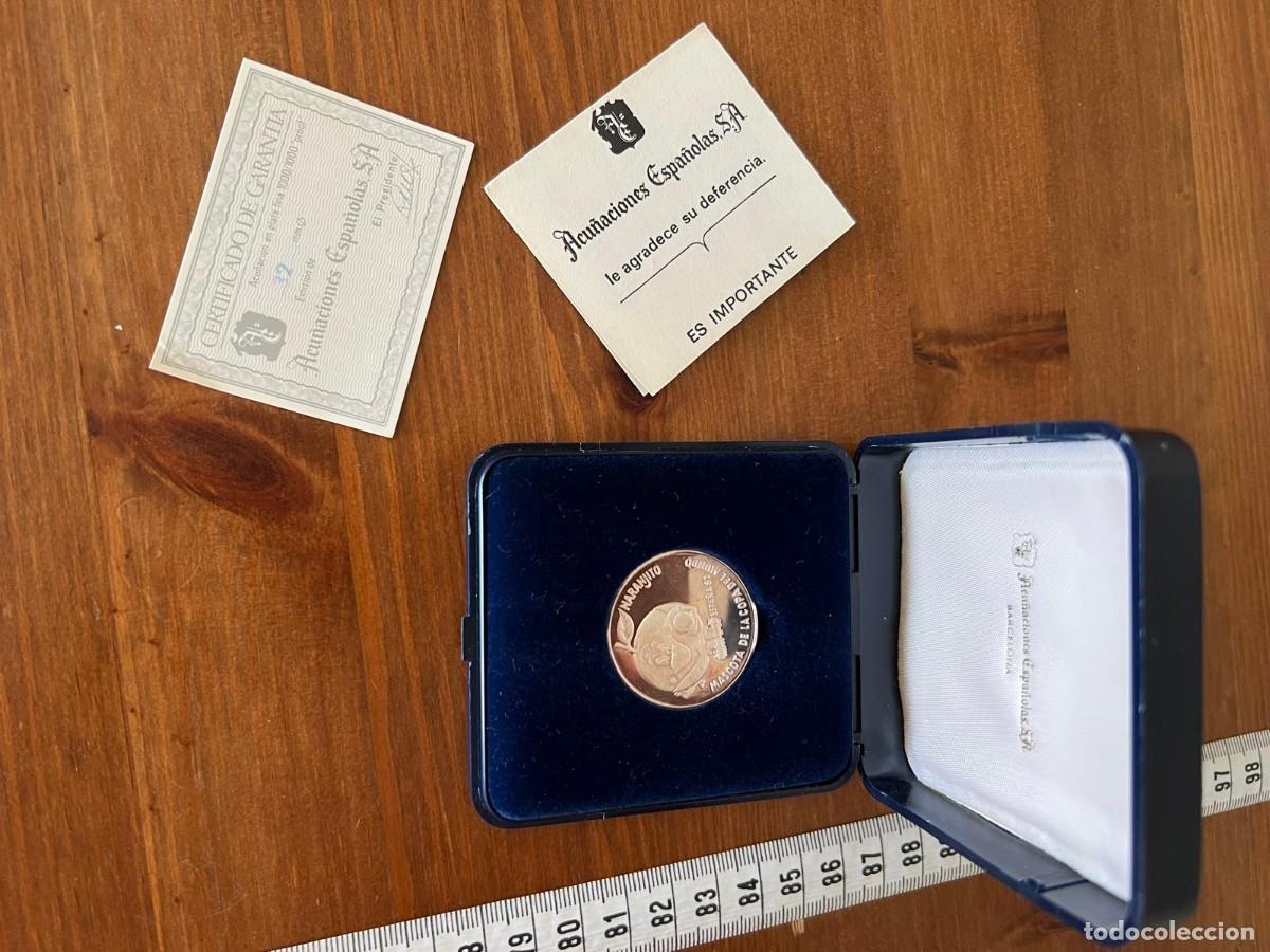 Sellos: Medalla conmemorativa oficial de plata del Mundial de F&uacute;tbol de Espa&ntilde;a 1982