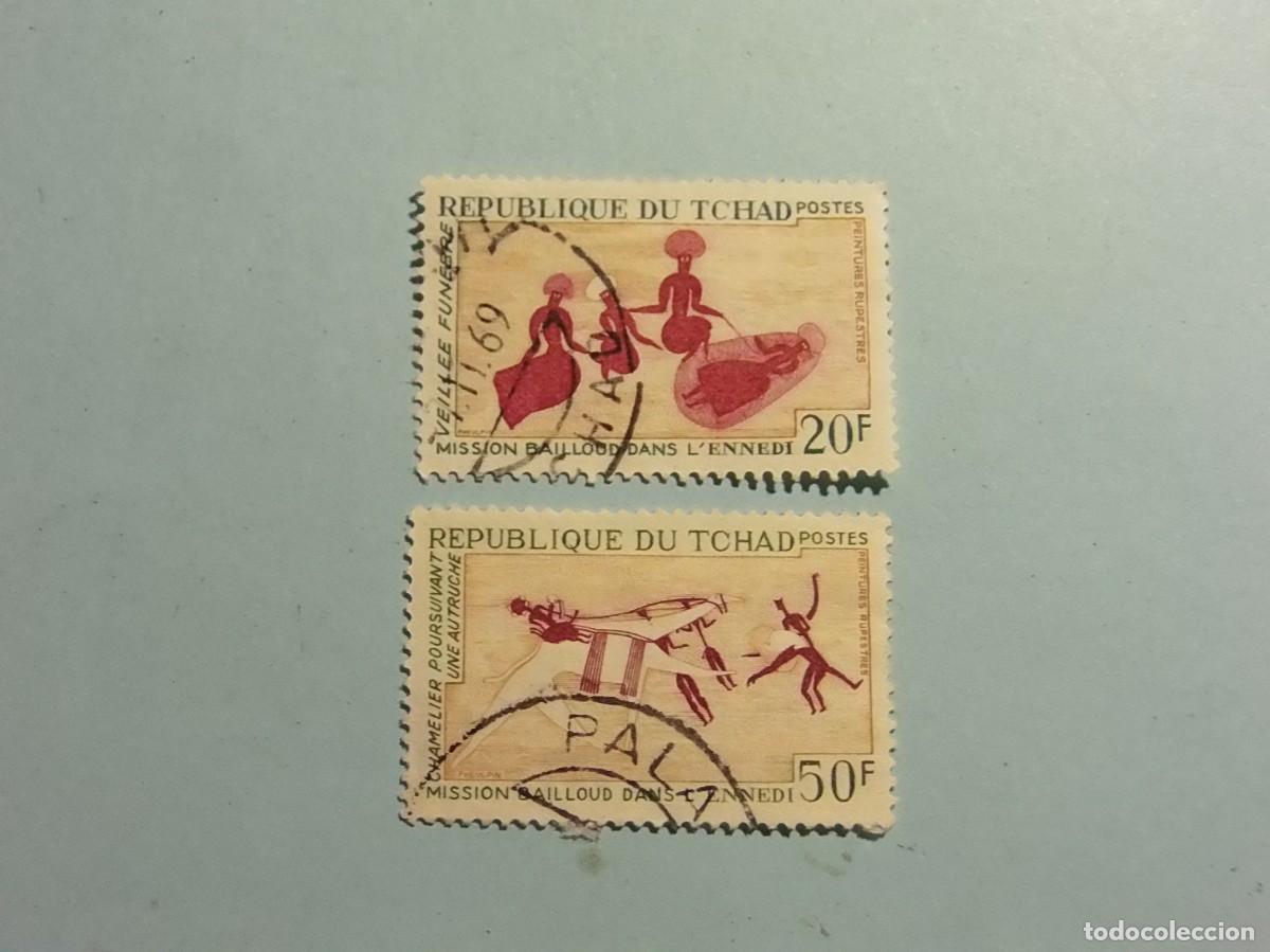 Sellos: REP. DEL CHAD 1968 - ARTE RUPESTRE FUNERARIAS, CAZADORES - MONTA&Ntilde;AS DE ENNEDI.