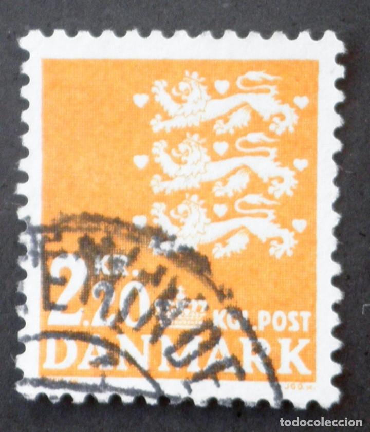 Sellos: 1972 Dinamarca Escudo nacional - Foto 1