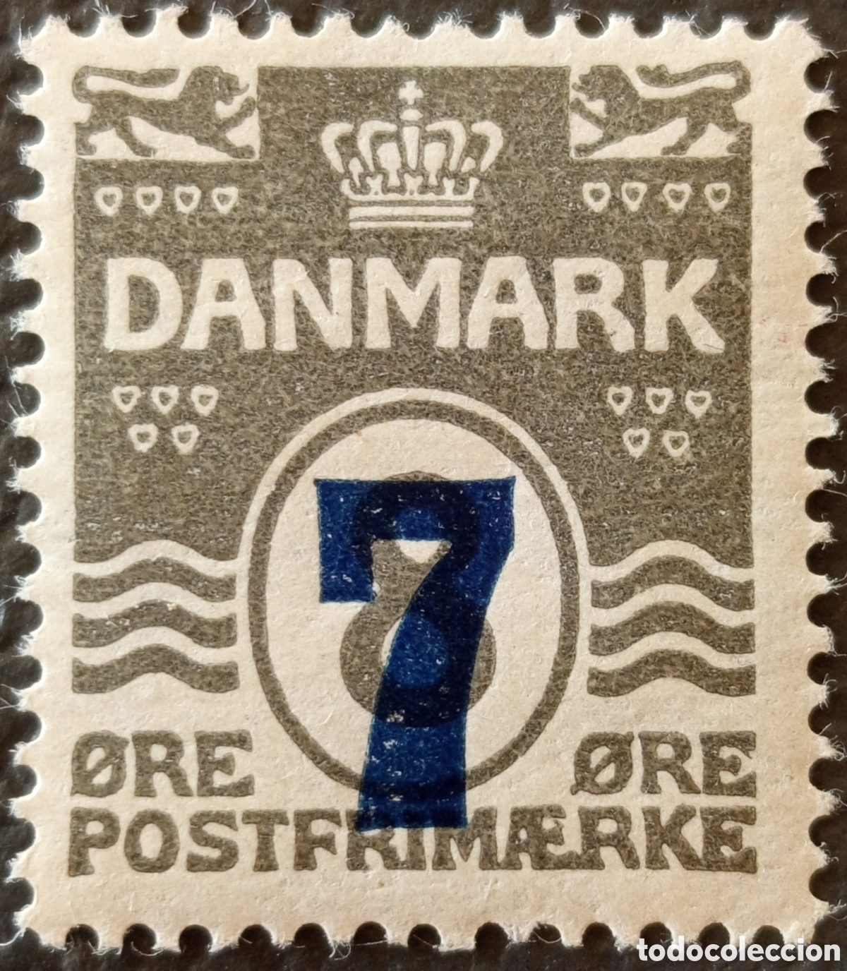 Sellos: Dinamarca 1926 7 Ore Azul/Oliva Sobrecarga Scott 176 Michel 145 MH