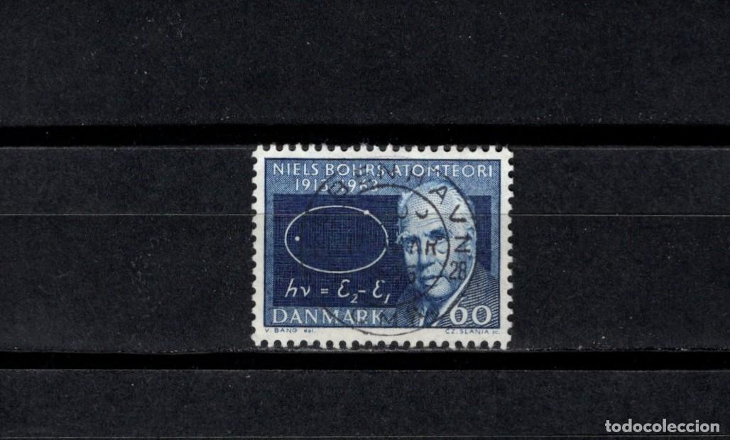 Sellos: Sello usado. L Aniversario teoria at&oacute;mica de Niels Bohr. Sello de 35 Ore. 1963. Yvert 429.