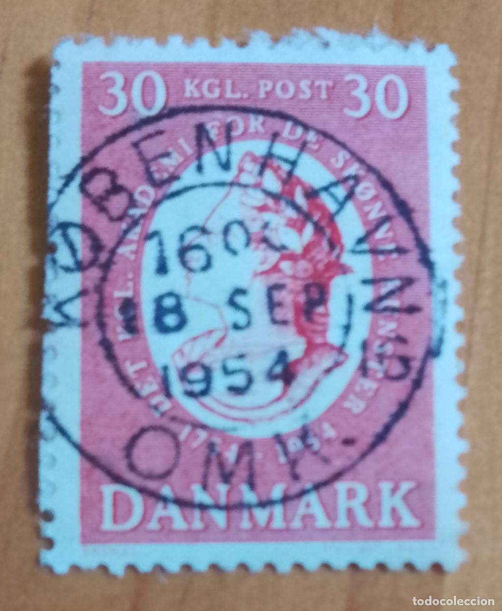 Sellos: 30 KGL - BICENTENARIO DE LAREAL ACADEMIA DE BELLAS ARTES. A&Ntilde;O 1954 - MAT. IDENT.: 18 SEP 1954