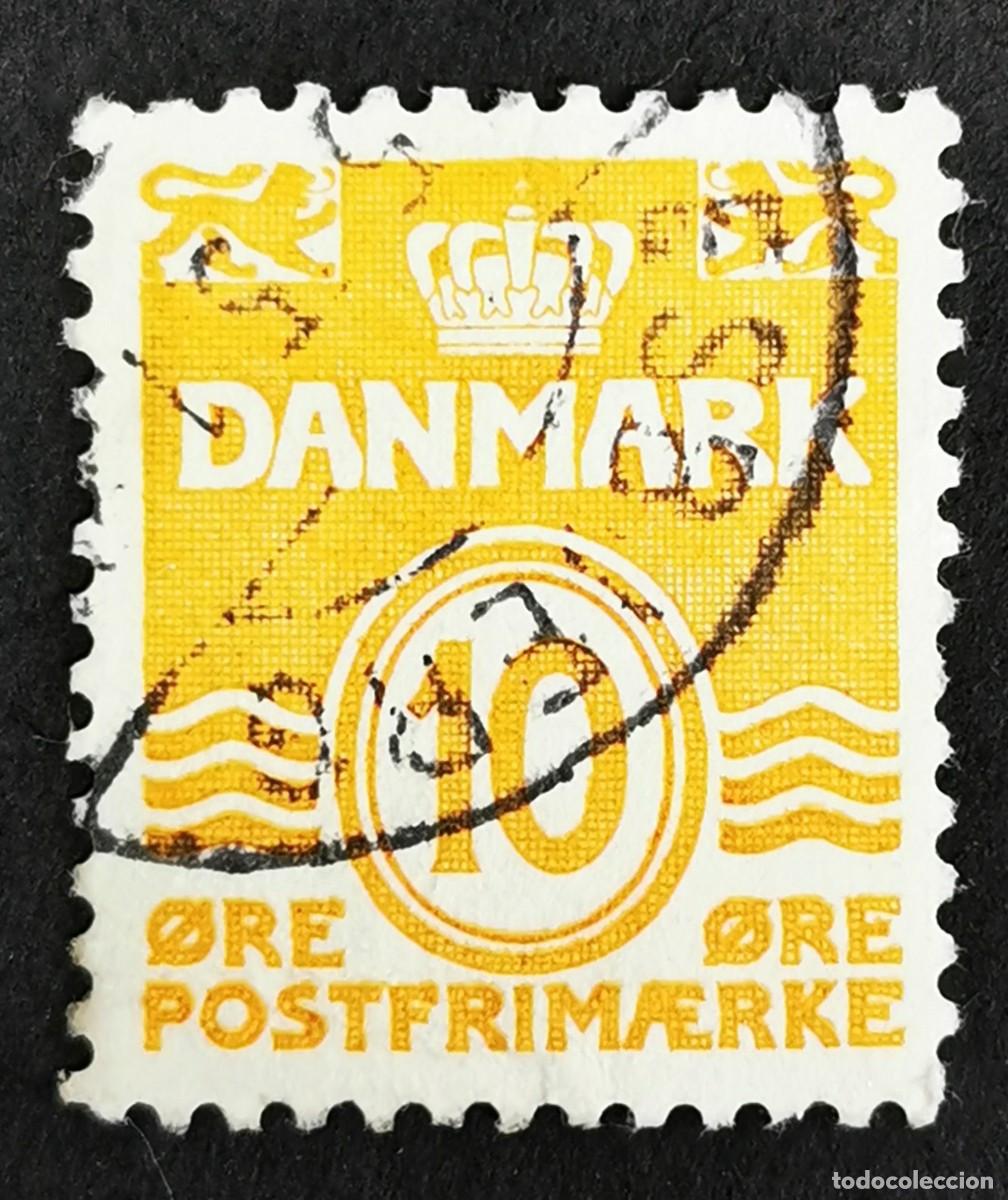 Sellos: Sello Dinamarca 1933, Figura tipo &ldquo;Onda&rdquo;, Figura tipo 'onda', 10 &oslash;re. Michel: DK 201I