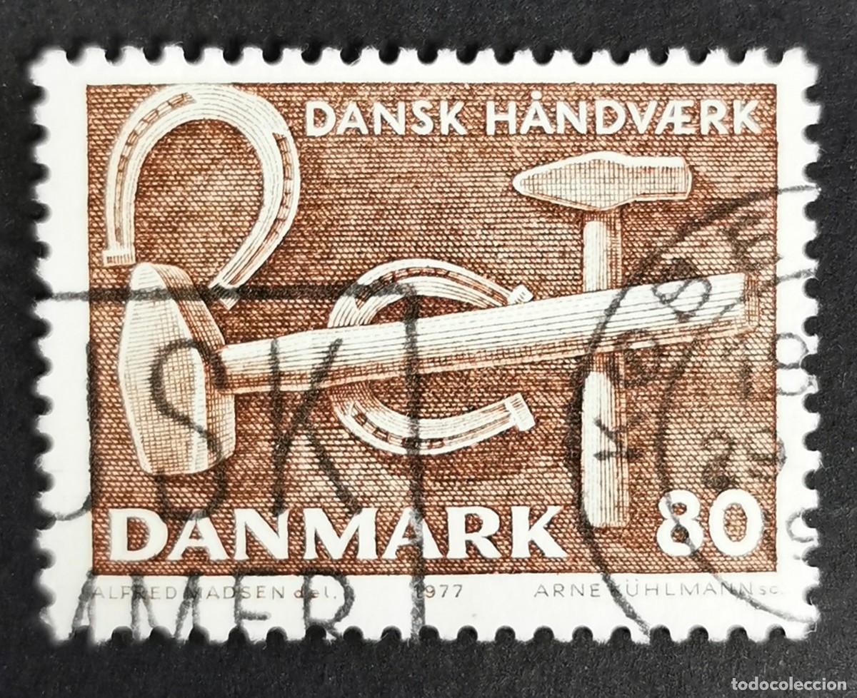 Sellos: Sello Dinamarca 1977, Martillos y herraduras, 80 &oslash;re Michel: DK 645