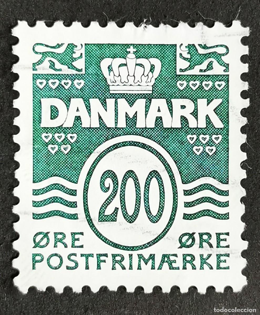 Sellos: Sello Dinamarca 1983, Tipo de l&iacute;nea ondulada (num&eacute;rico)., 200 &oslash;re . Michel: DK 775