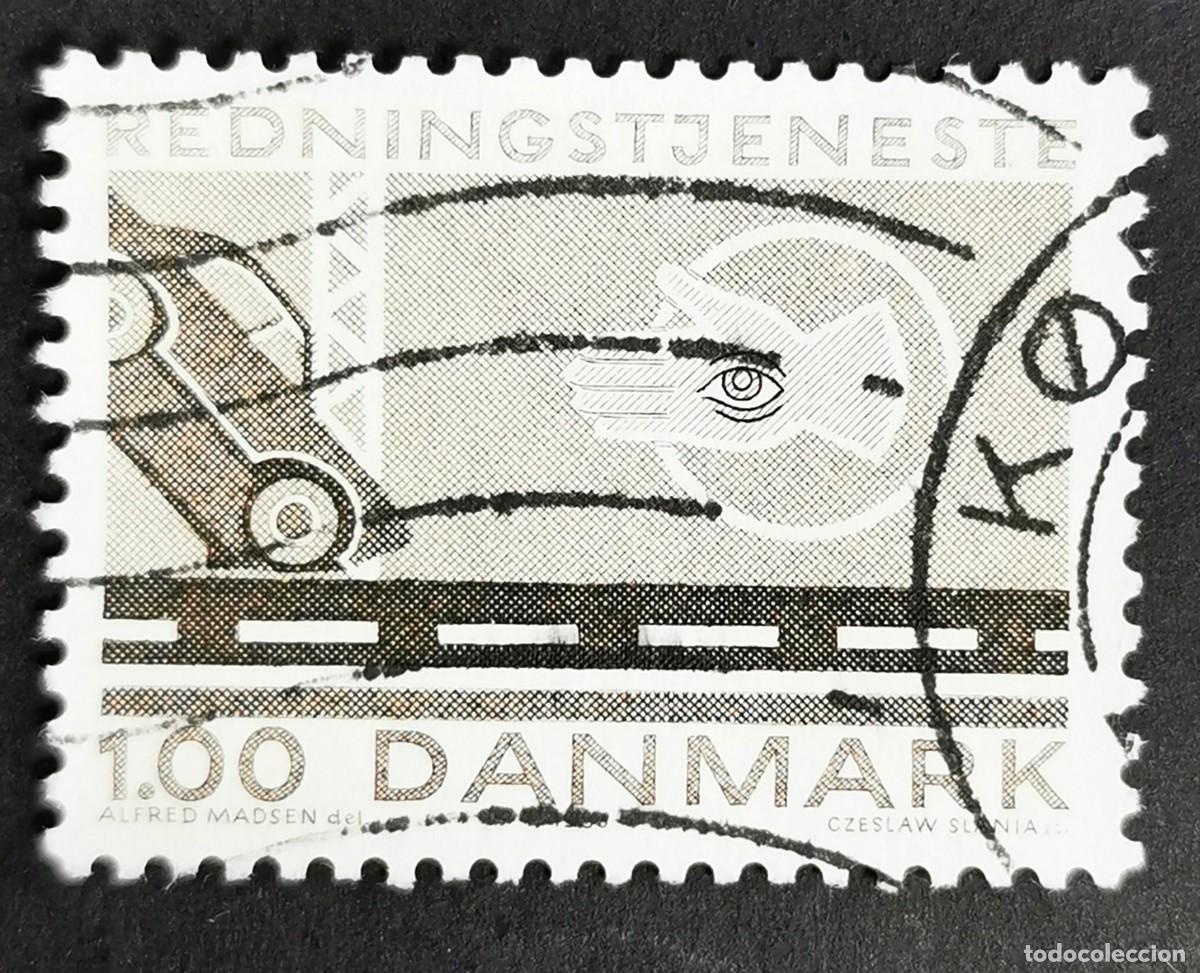 Sellos: Sello Dinamarca 1983, Coche accidentado y mano con ojo (Polic&iacute;a), 1,00 dkr. Michel: DK 785