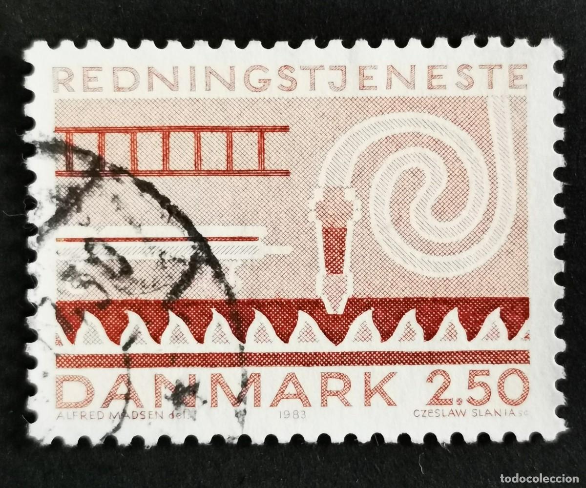 Sellos: Sello Dinamarca 1983, Escalera, camilla y manguera contra incendios, 2,50 dkr. Michel: DK 786