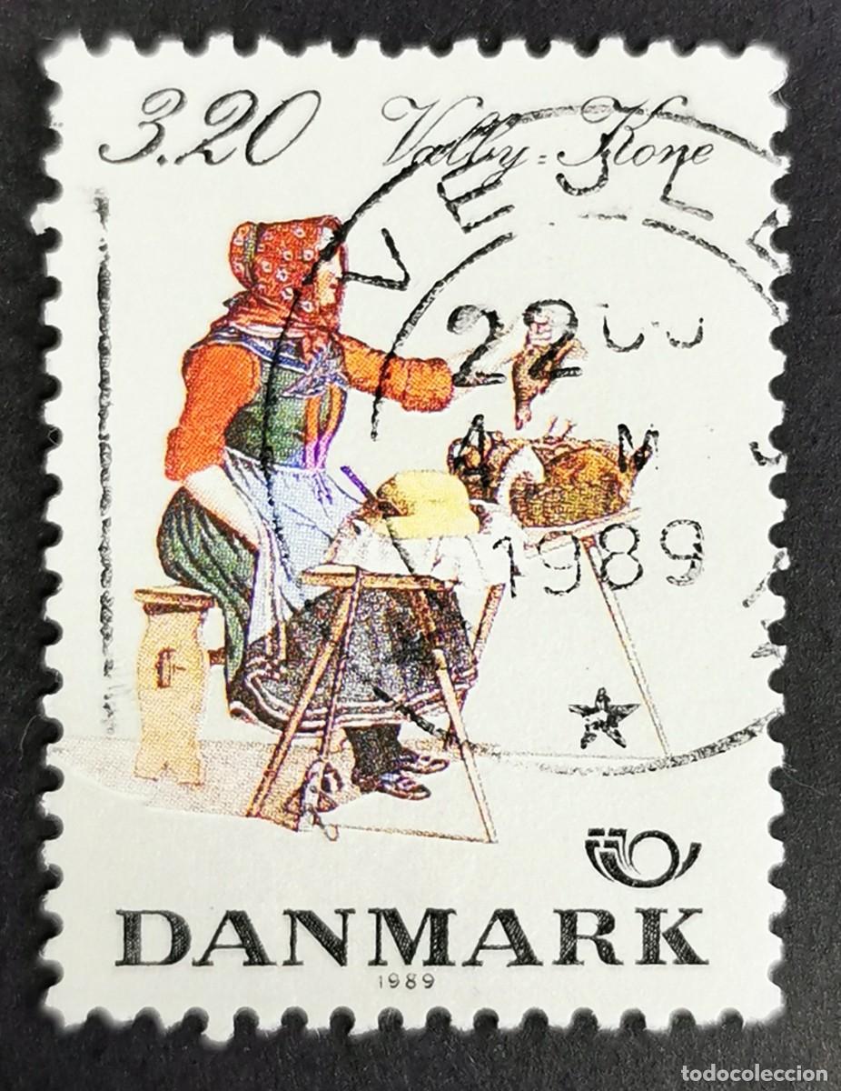 Sellos: Sello Dinamarca 1989, &rdquo;Mujer Valby&rdquo;, 3,20 dkr. Michel: DK 947