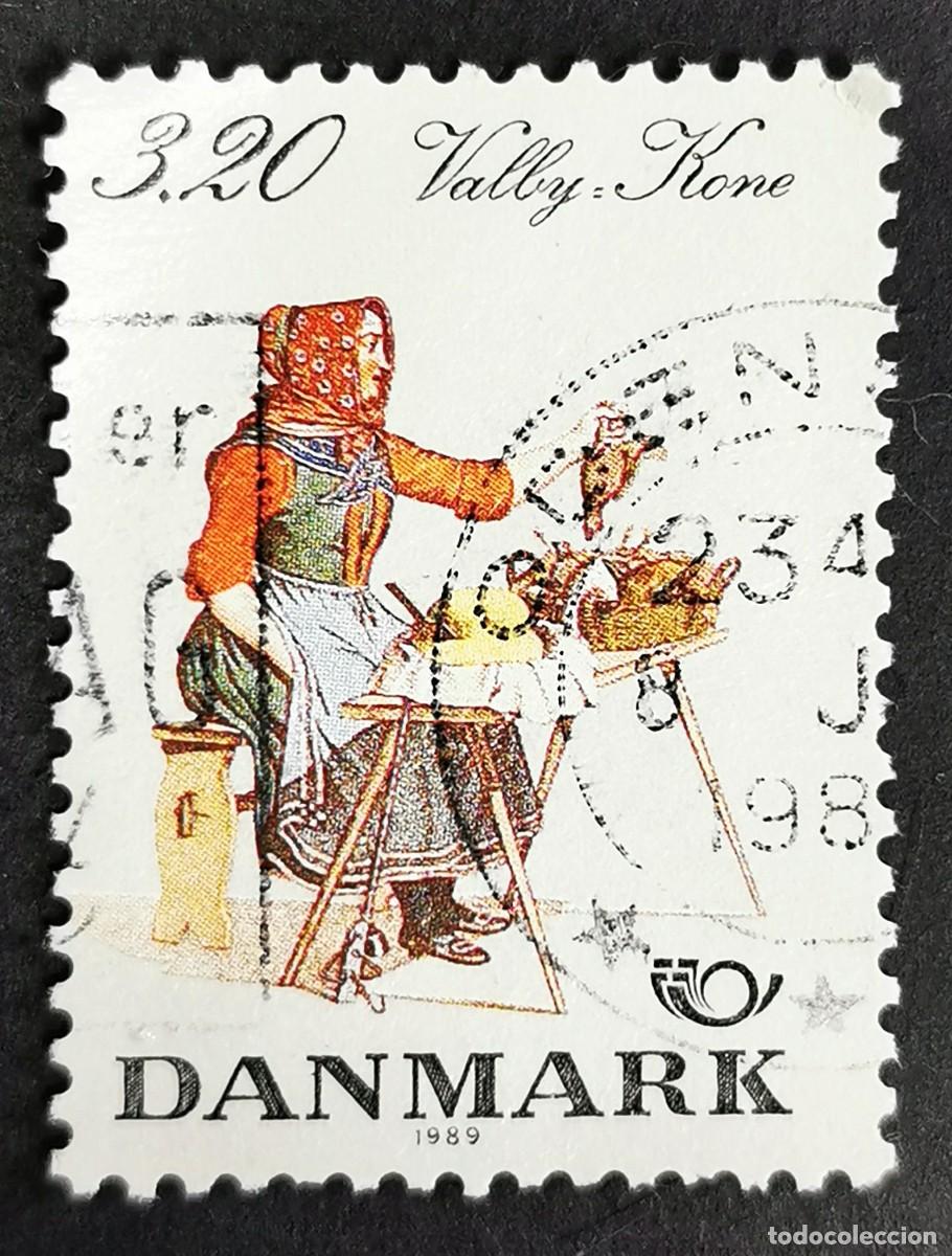 Sellos: Sello Dinamarca 1989, &rdquo;Mujer Valby&rdquo;, 3,20 dkr. Michel: DK 947