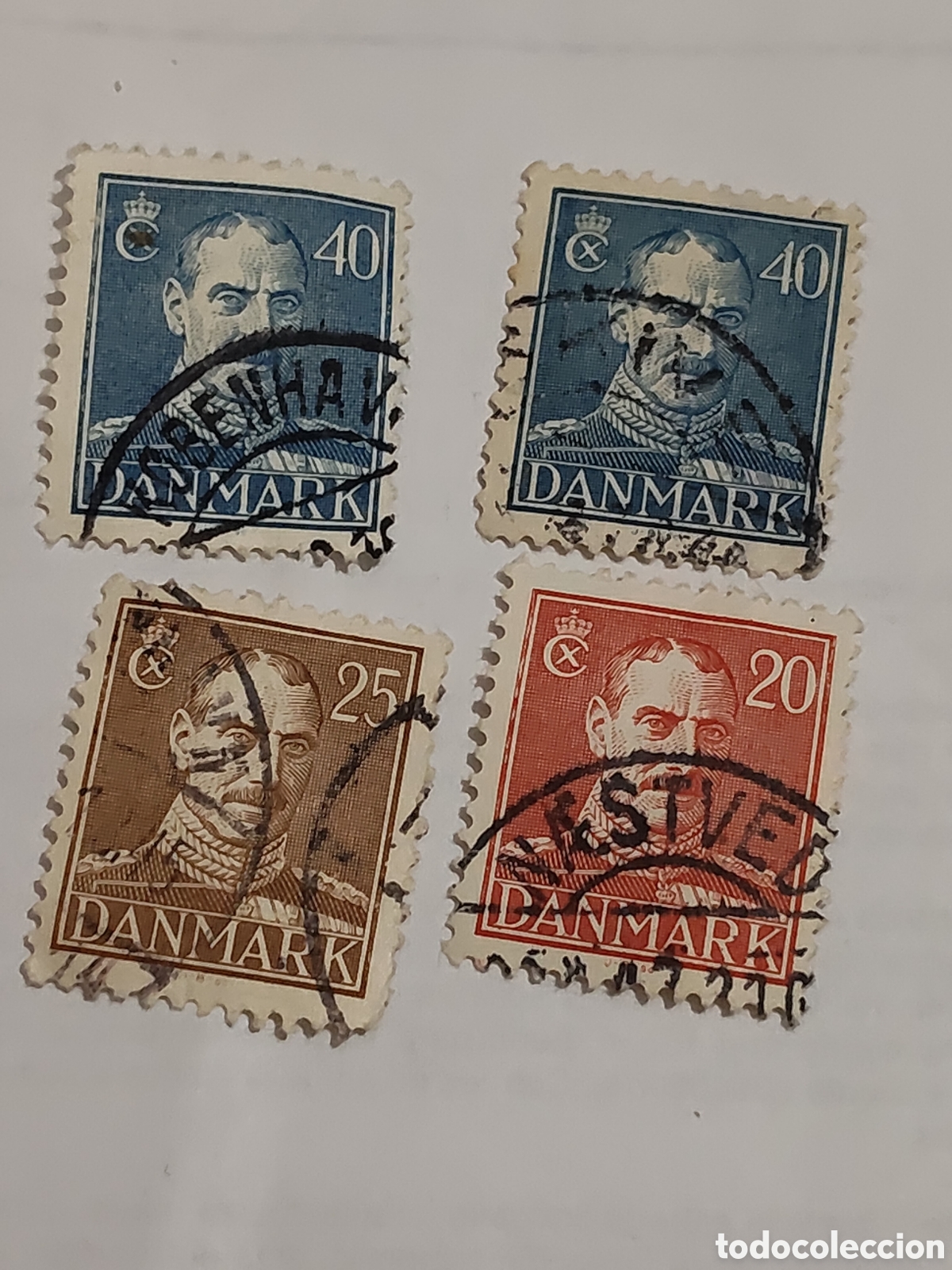 Sellos: 4 Sellos de Dinamarca Rey Cristian X 1942-44 usados