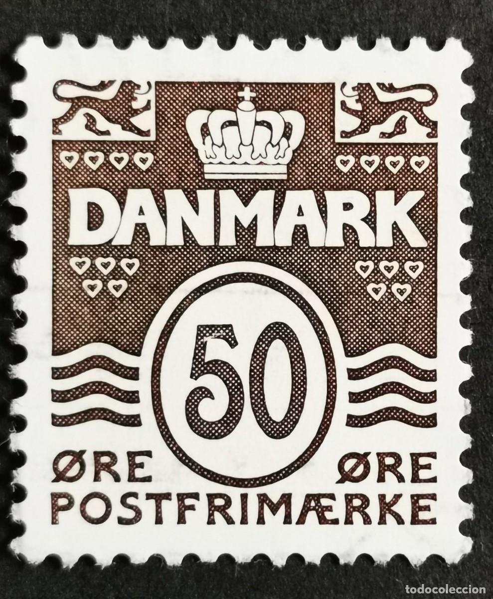 Sellos: Sello Dinamarca 2005, Centenario de l&iacute;neas onduladas, 50 &oslash;re . Michel: DK 1413