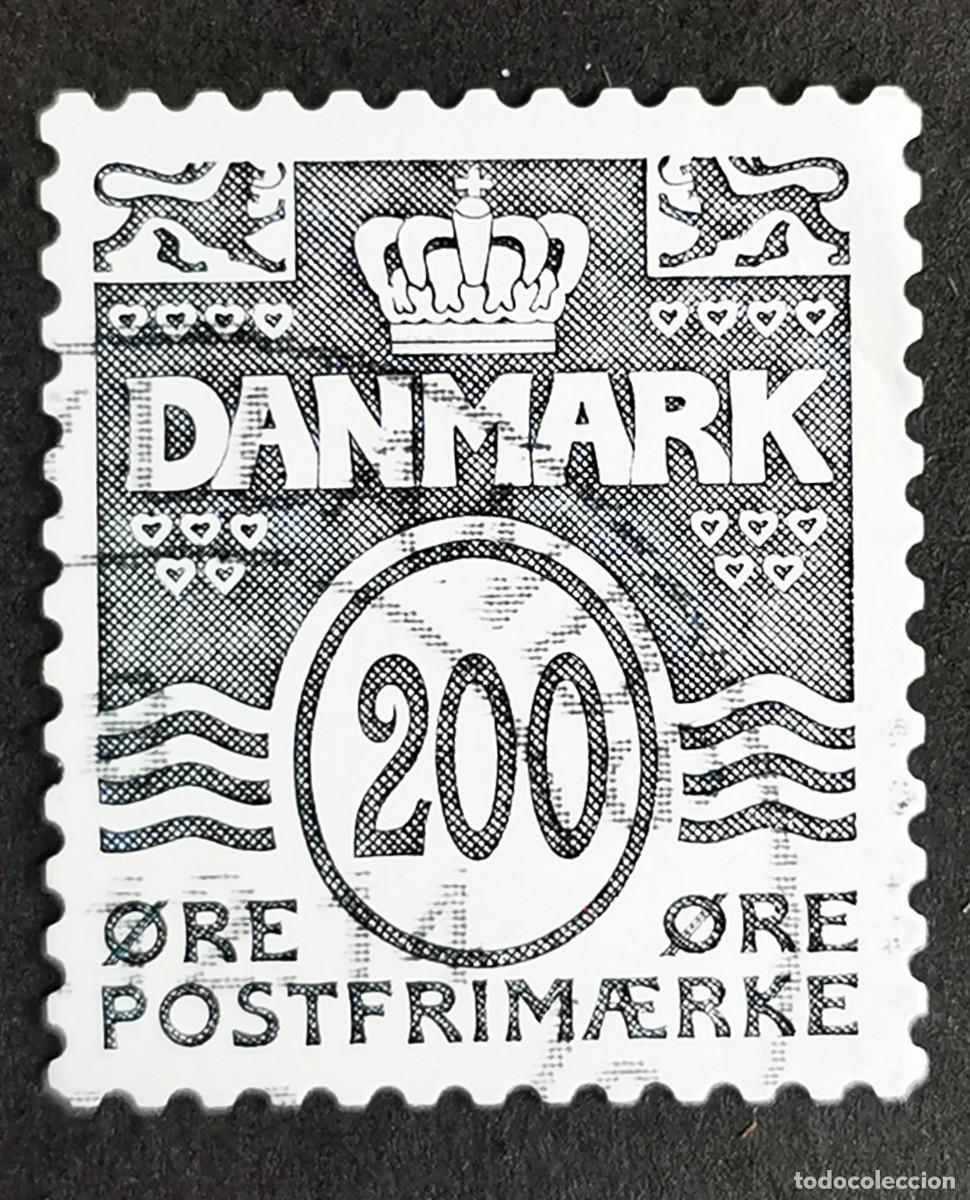 Sellos: Sello Dinamarca 2005, Centenario de l&iacute;neas onduladas, 200 &oslash;re . Michel: DK 1415