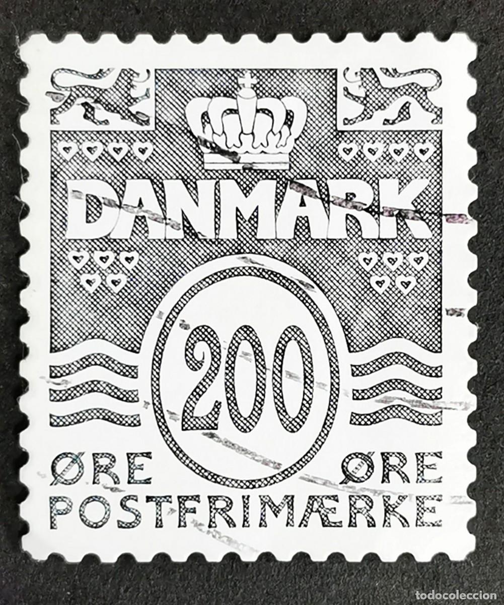 Sellos: Sello Dinamarca 2005, Centenario de l&iacute;neas onduladas, 200 &oslash;re . Michel: DK 1415