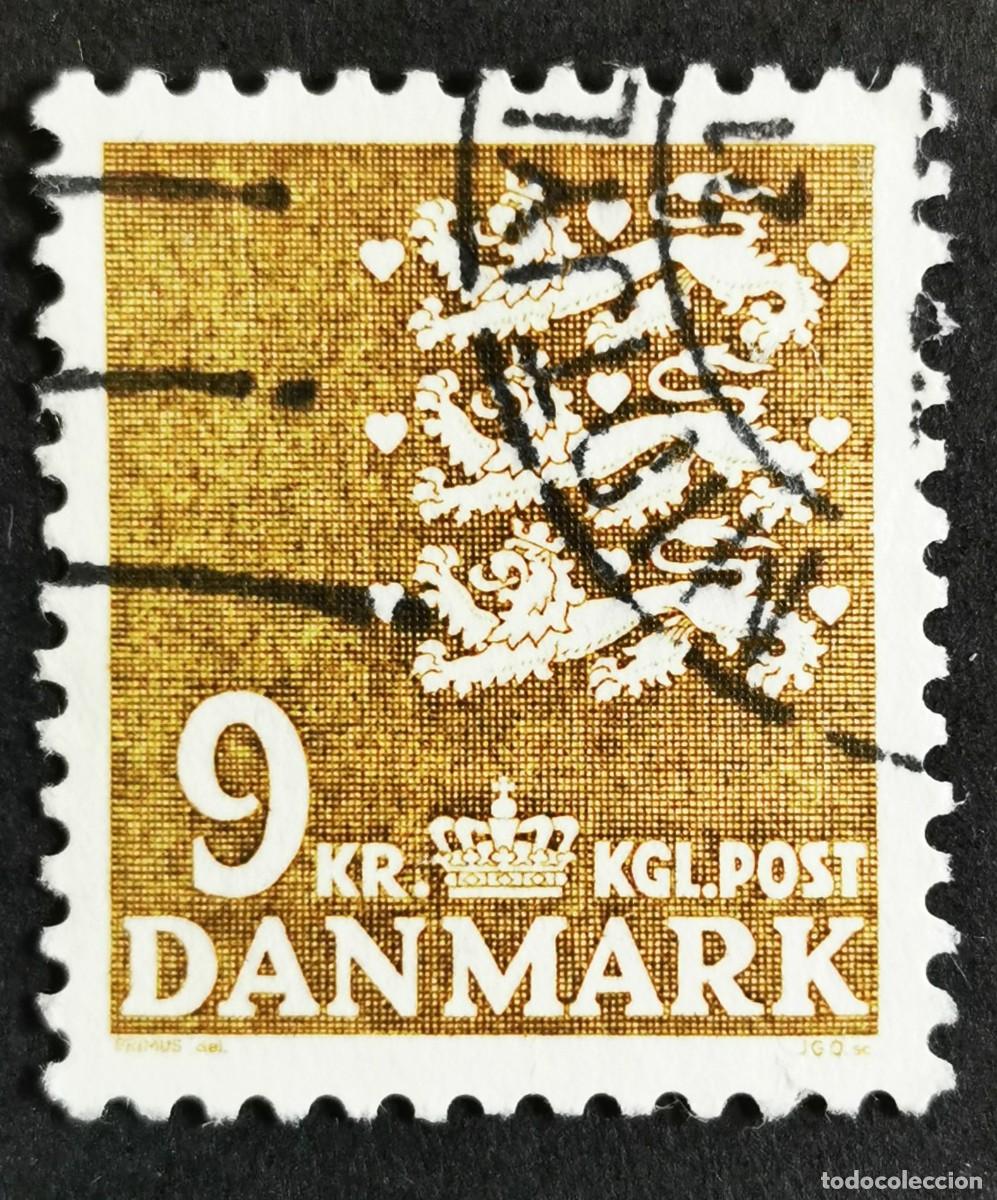 Sellos: Sello Dinamarca 1977, Escudo de armas, 9.00 dkr. Michel: DK 652