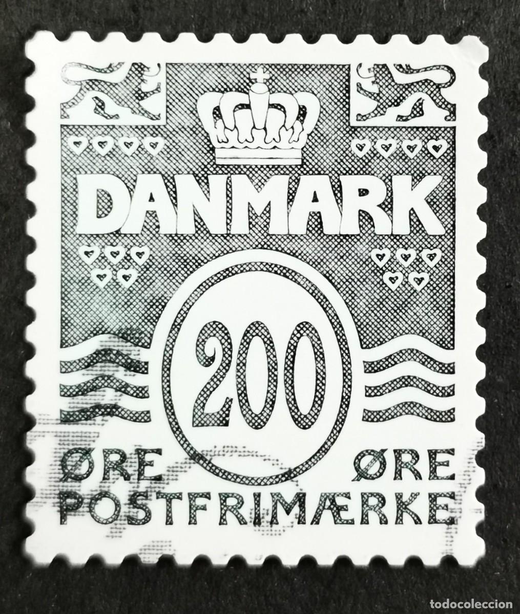 Sellos: SELLO DINAMARCA 2005, CENTENARIO DE L&Iacute;NEAS ONDULADAS, 200 &Oslash;RE . MICHEL: DK 1415