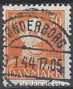 Selos: DINAMARCA 1942-44 - REY CHRISTIAN X, NARANJA - USADO