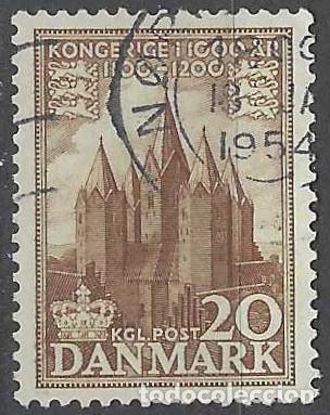 Timbres: DINAMARCA 1953-54 - MILENARIO DEL REINO DE DINAMARCA, IGLESIA DE KALUNDBORG - USADO