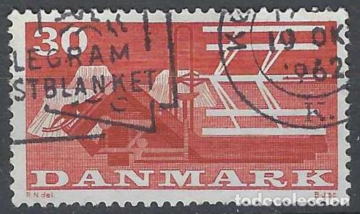 Stamps: DINAMARCA 1960 - AGRICULTURA, COSECHADORA - USADO