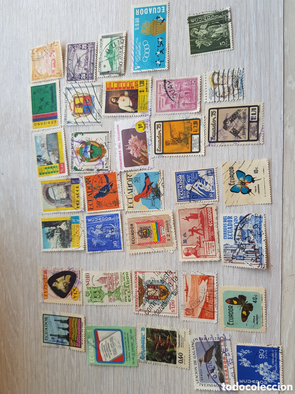 Sellos: 35 Sellos Postales de Ecuador - Foto 1