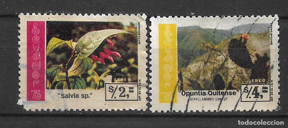 Sellos: ecuador 1975 # C560 + C562 usado flores- 11/31