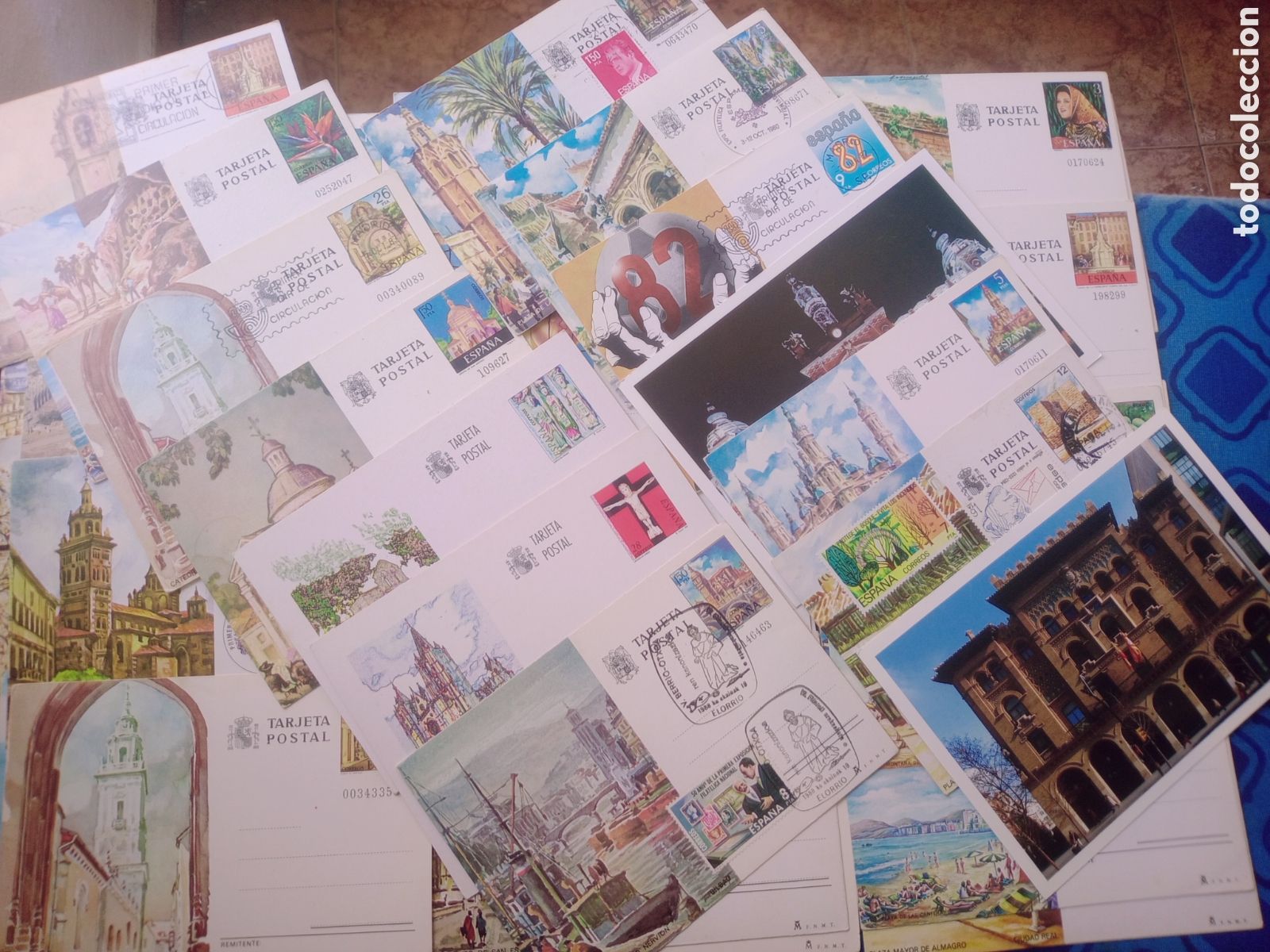 Sellos: 67 enteros postales y tarjetas del correo - Foto 1