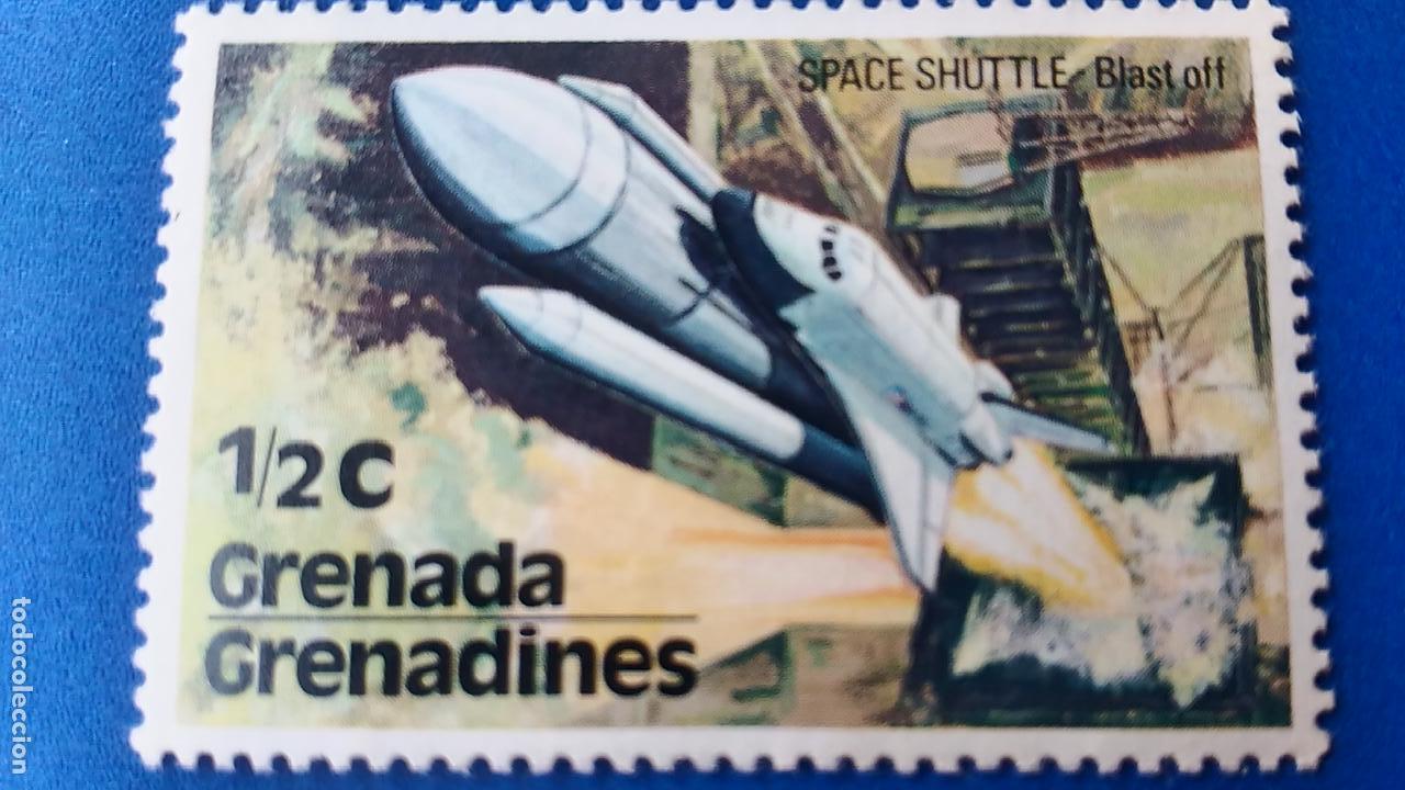 Sellos: Sello de Grenade. Cohete espacial - Foto 1