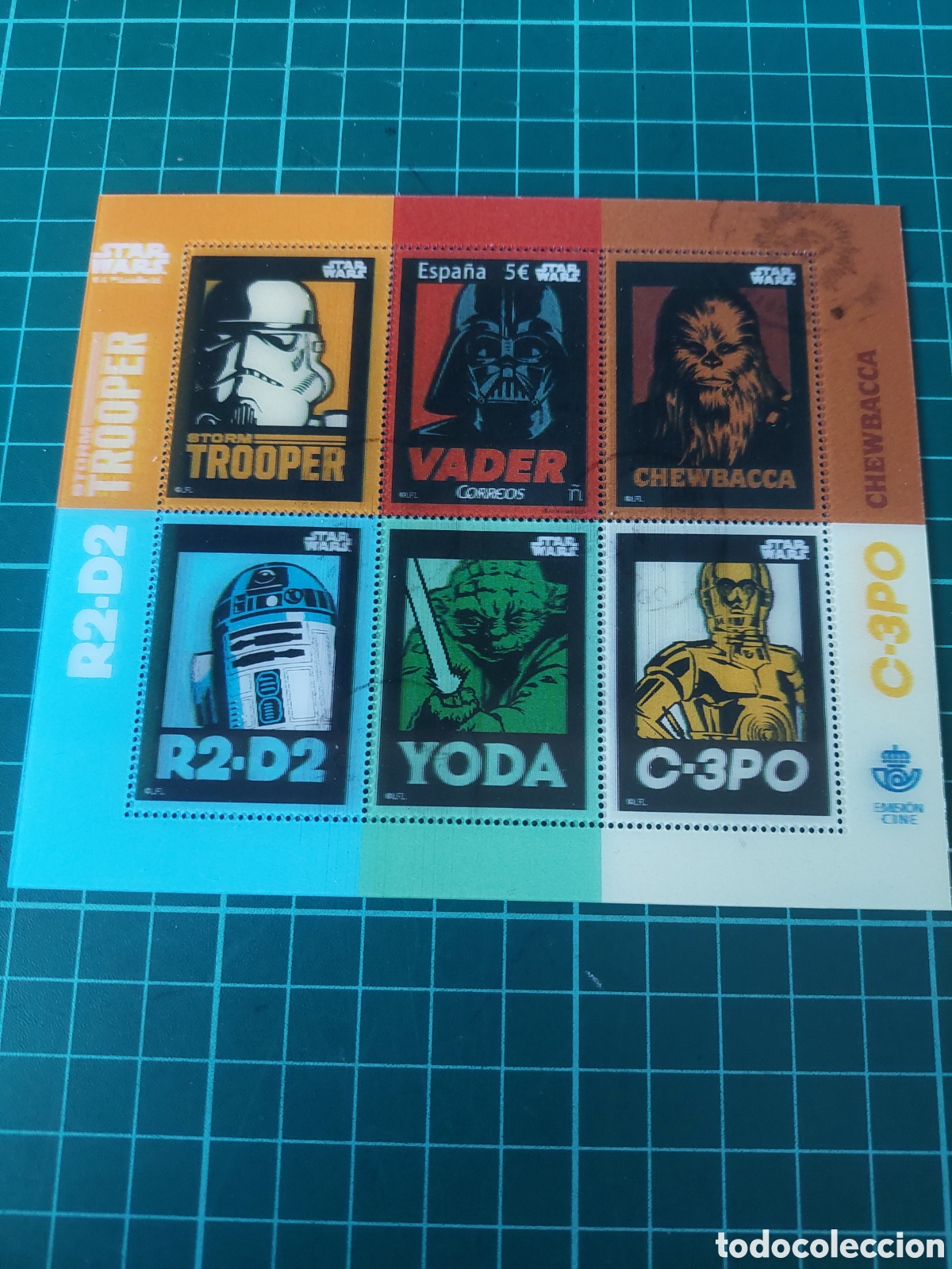 Sellos: USADA LUJO 2017 SELLO HILOGRAFICO 3 D CINE STAR WARS R2 D2