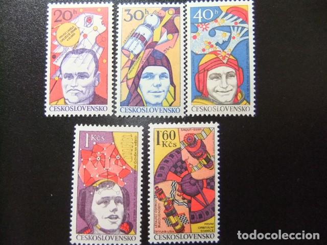 Sellos: L 151 CESKOSLOVENKO QUECOSLOVAQUIA 1977 / ASTRONAUTAS / YVERT 2238 / 2242 MNH