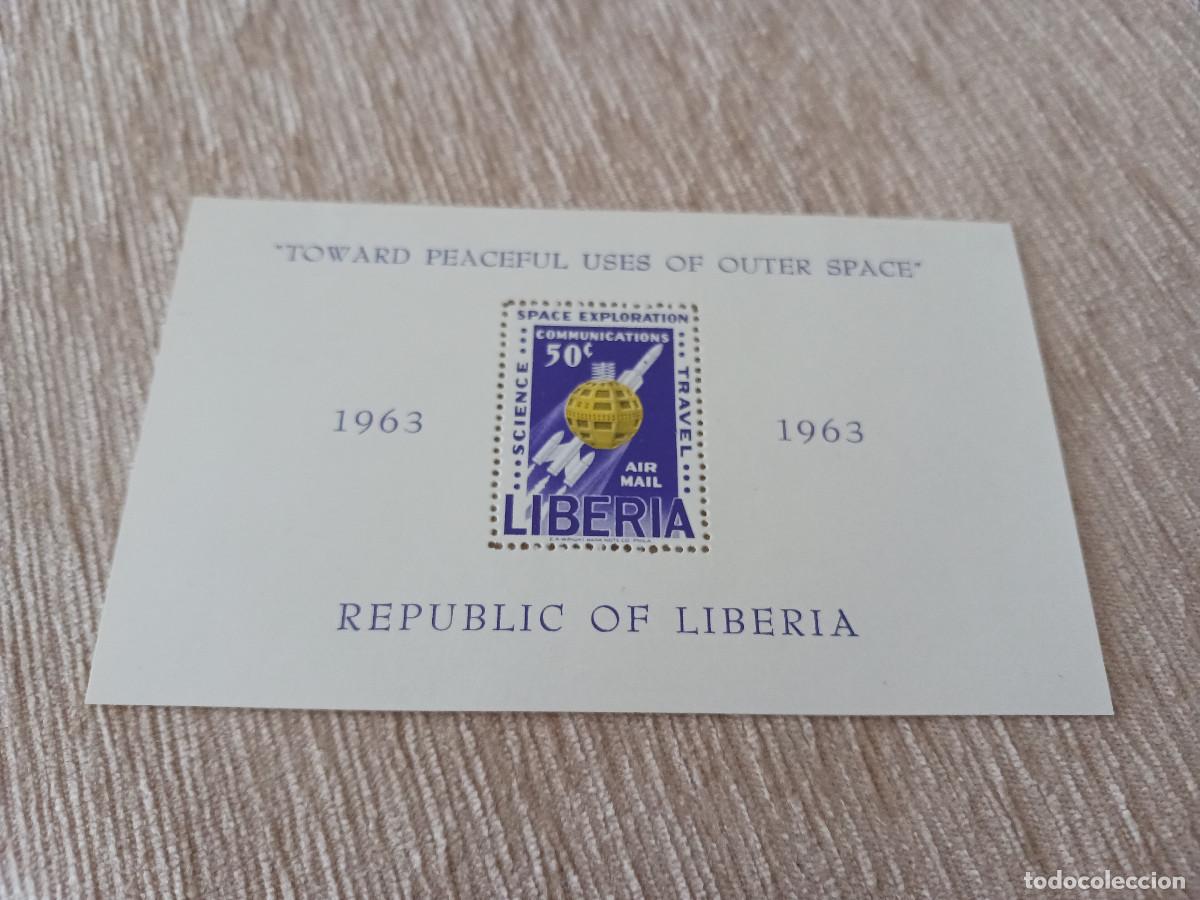 Sellos: H.B. REPUBLICA DEMOCRATICA ALEMANA, commemora investigacion de los cinturones de radiacion
