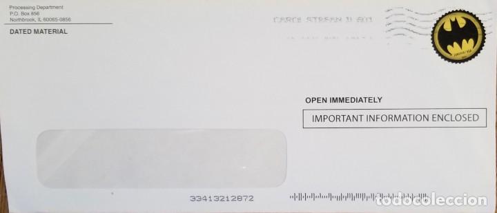 Sellos: J) 2013 UNITED STATES, BATMAN, OPEN IMMEDIATELY, IMPORTANT INFORMATION ENCLOSED, AIRMAIL, CIRCULATED