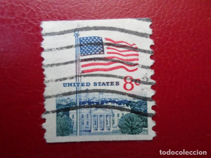 Briefmarken: +estados unidos, 1971, bandera y casa blanca, Yvert 923A dentado vertical