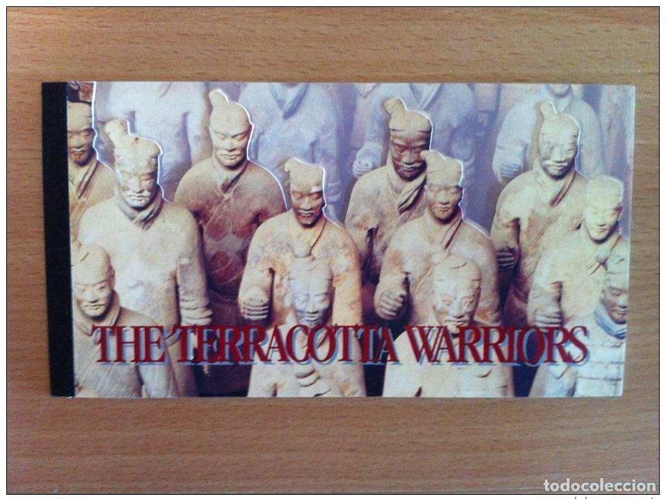 Sellos: ONU NEW YORK A CARNET DE PRESTIGE 1997 C737 THE TERRACOTTA WARRIORS NINE