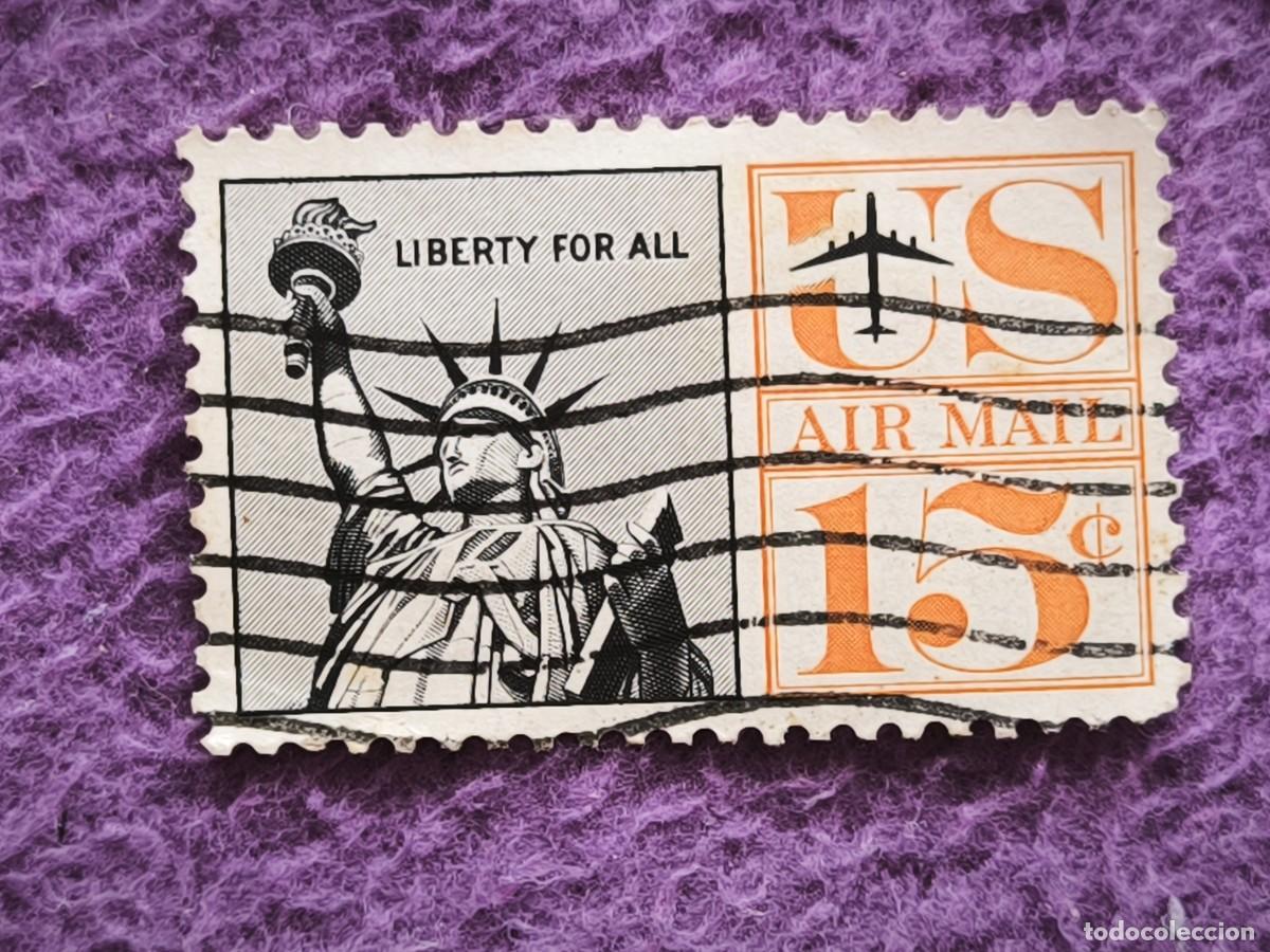 Sellos: Sello US Air Mail 15&cent; &ndash; Liberty For All, Estatua De La Libertad (USPS)
