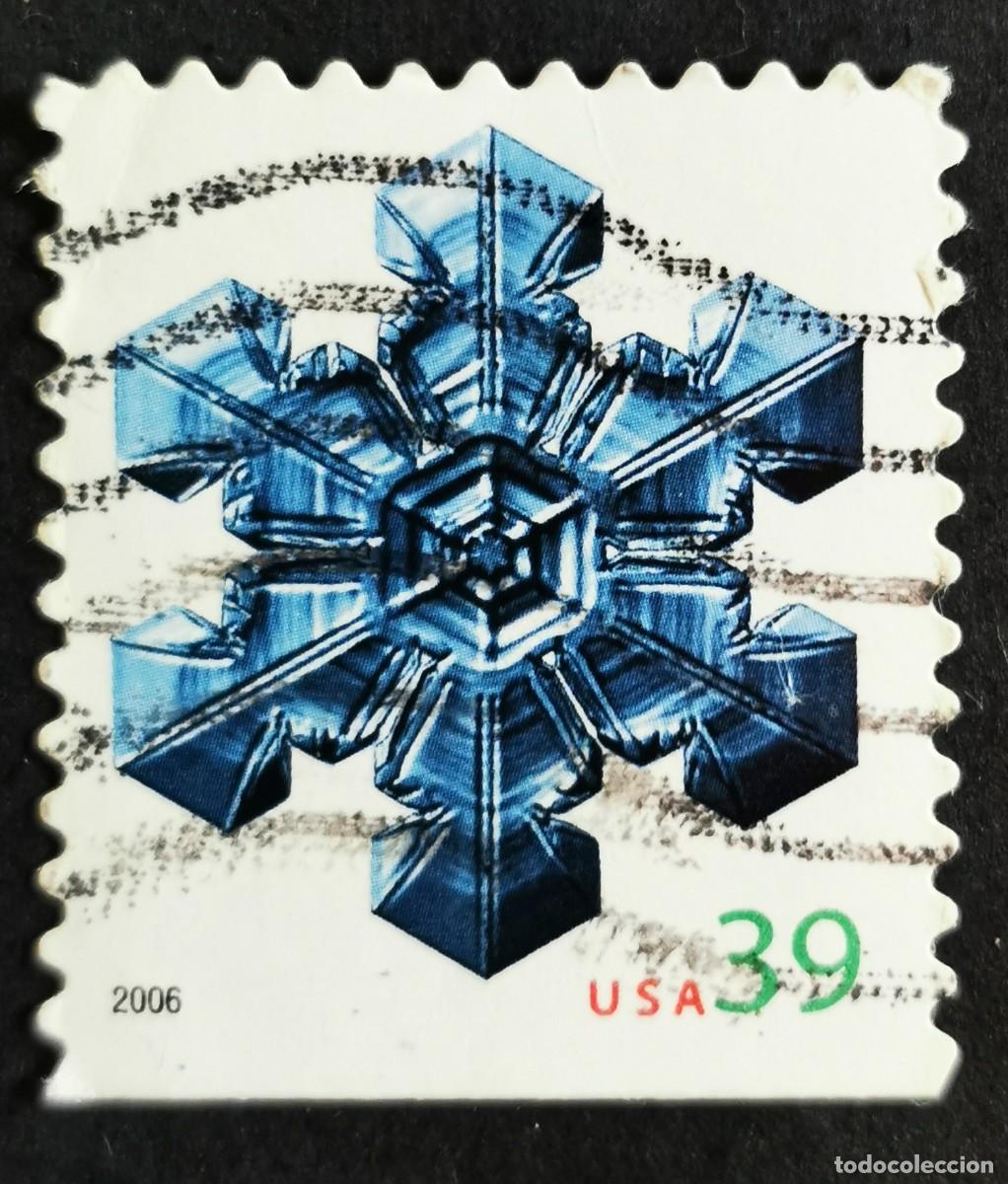 Sellos: SELLO ESTADOS UNIDOS U.S.A.2006, COPOS DE NIEVE GRANDES EN EL CENTRO, 39 &cent; MICHEL US 4183BDU