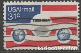 Sellos: Estados Unidos a&eacute;reo 84,Avi&oacute;n Boeing 737 y globos terr&aacute;queos sobre la bandera, usado
