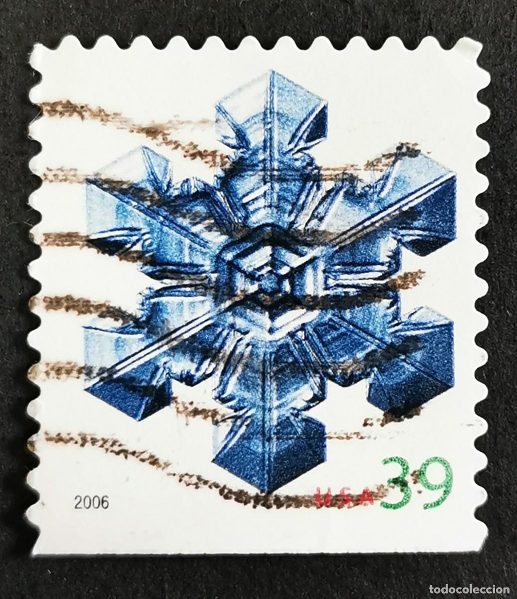 Sellos: S SELLO ESTADOS UNIDOS U.S.A.2006, COPOS DE NIEVE GRANDES EN EL CENTRO, 39 &cent; MICHEL US 4183BDU