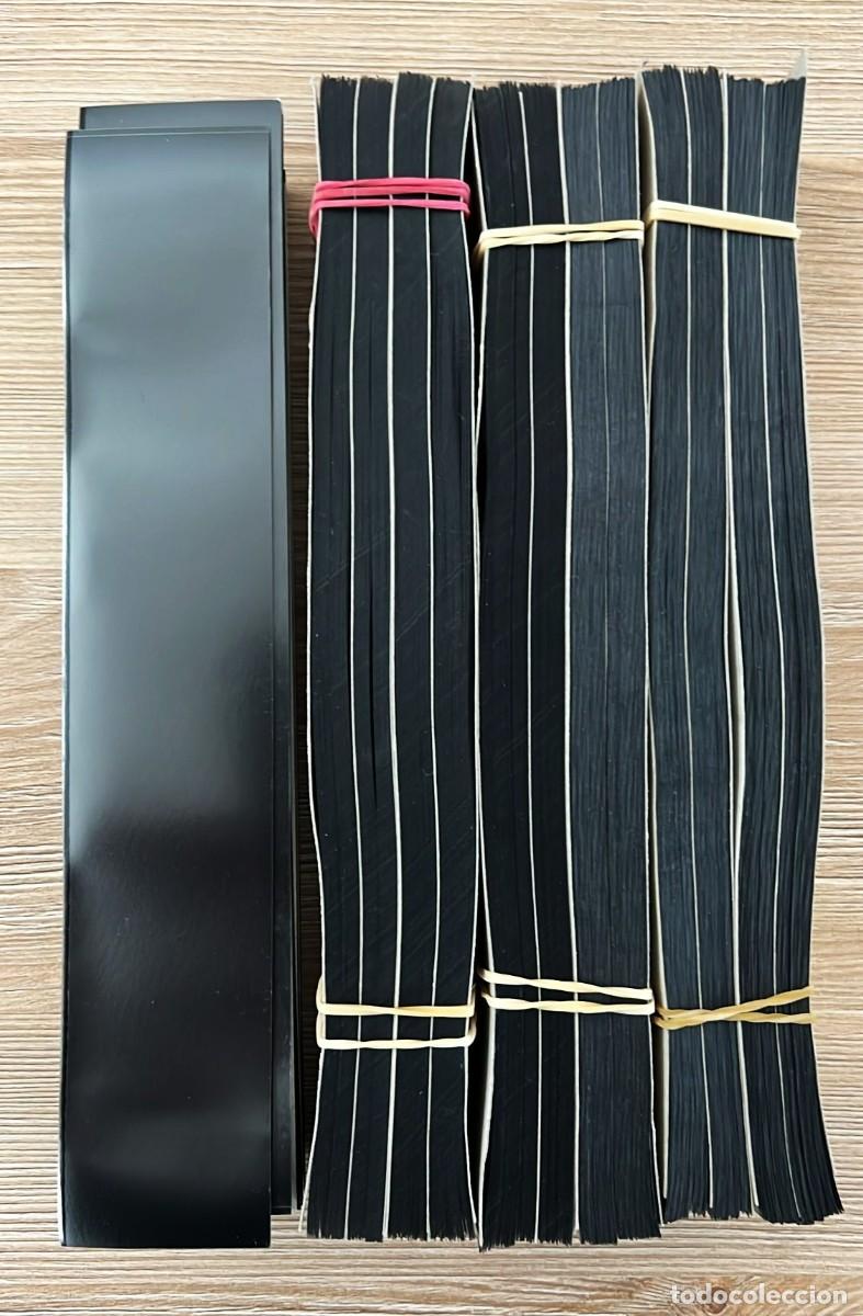 Sellos: Hawid, Filoestuches en Tiras Protectores Fondo Negro (230x40mm) [+1 kg]