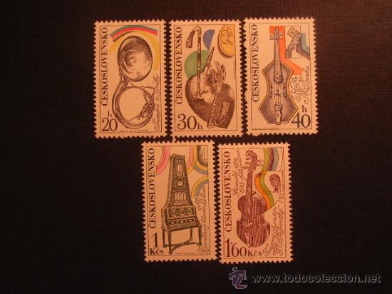 Selos: CHECOSLOVAQUIA N&ordm; YVERT 2048/2*** A&Ntilde;O 1974. INSTRUMENTOS MUSICALES