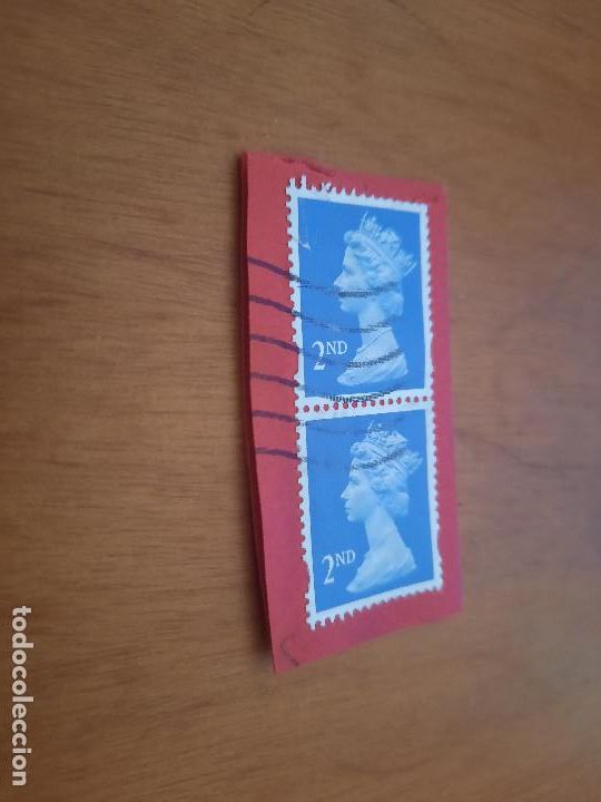Sellos: DOS SELLOS INGLESES. DOS LIBRAS. USADOS MATASELLADOS. BUEN ESTADO.