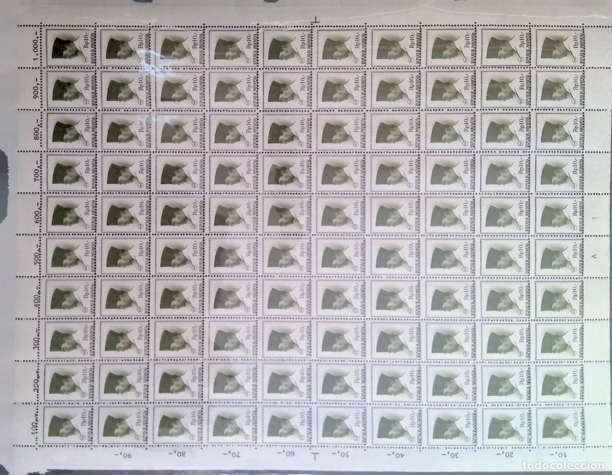 Sellos: KV)INDONESIA, FULL SHEET, WITH ERROR, IMAGE&nbsp;SHIFTED. - Foto 1