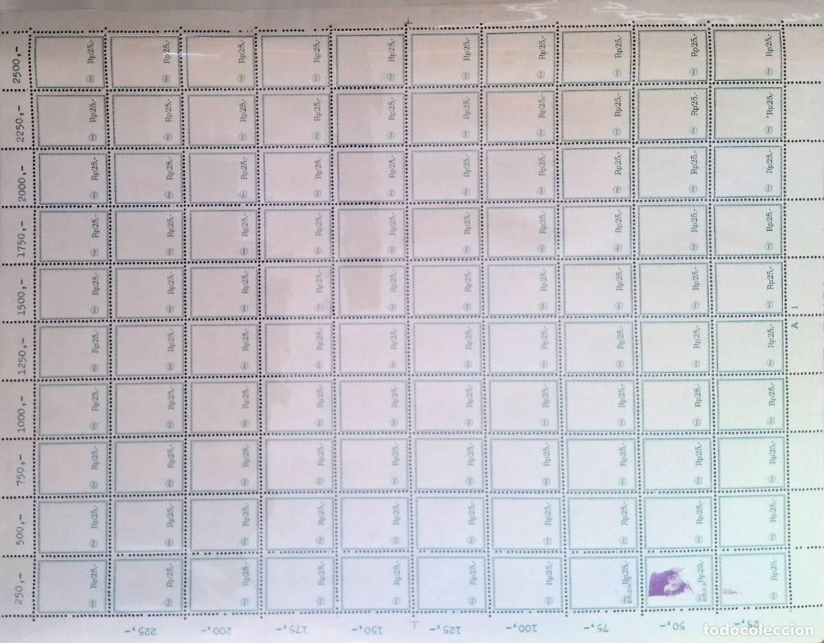 Sellos: KV)INDONESIA, FULL SHEET, WITH ERROR, IMAGE&nbsp;SHIFTED. - Foto 1