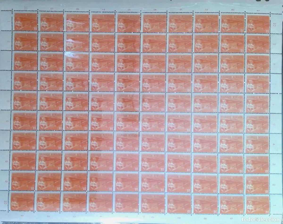 Sellos: KV)INDONESIA, FULL SHEET, WITH TRAIN STAMP WITH ERROR, IMAGE&nbsp;DISPLACED. - Foto 1