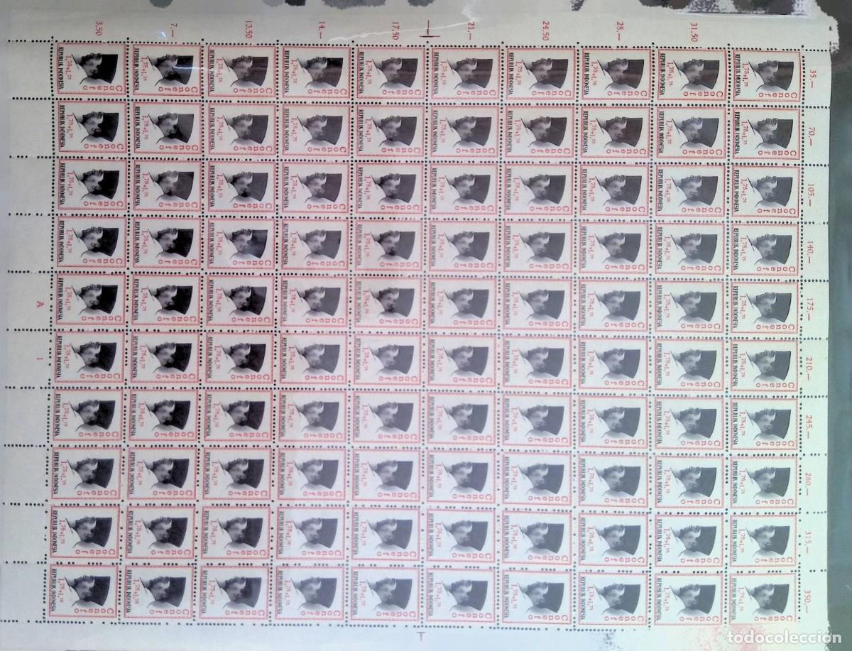 Sellos: KV)INDONESIA, FULL SHEET, WITH ERROR, IMAGE&nbsp;SHIFTED. - Foto 1