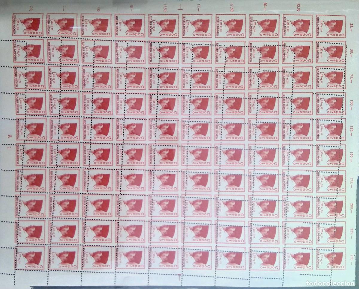 Sellos: KV)INDONESIA, FULL SHEET, WITH ERROR, IMAGE&nbsp;SHIFTED. - Foto 1