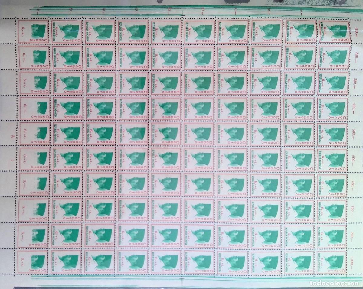 Sellos: KV)INDONESIA, FULL SHEET, WITH ERROR, IMAGE&nbsp;SHIFTED. - Foto 1