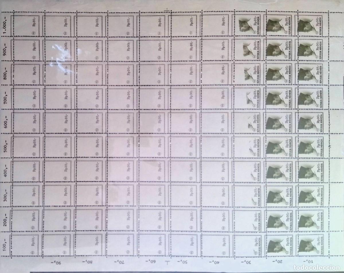 Sellos: KV)INDONESIA, FULL SHEET, WITH ERROR, IMAGE&nbsp;SHIFTED. - Foto 1